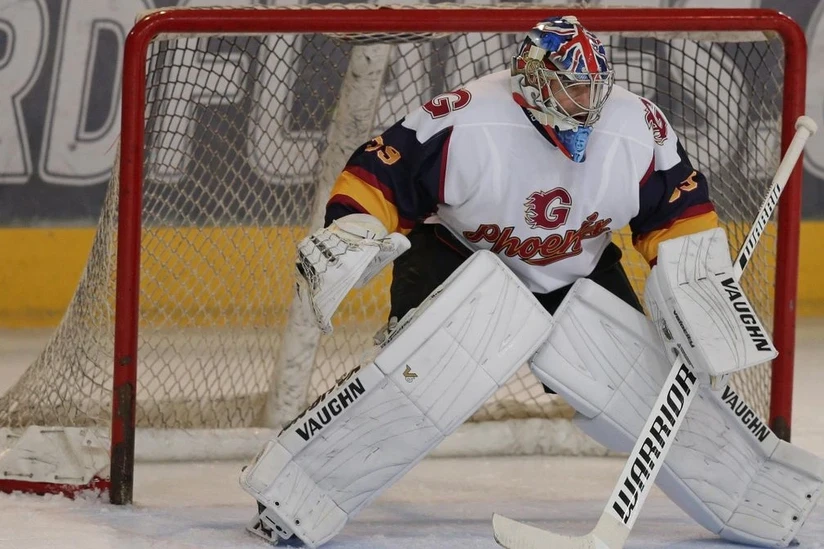 Petr Çex hokkeyçi karyerasını bərpa edib