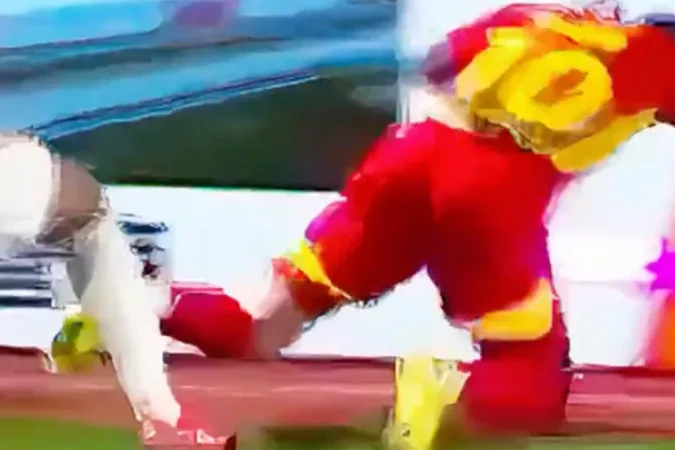Samuel Asamoanın boynu sınıb