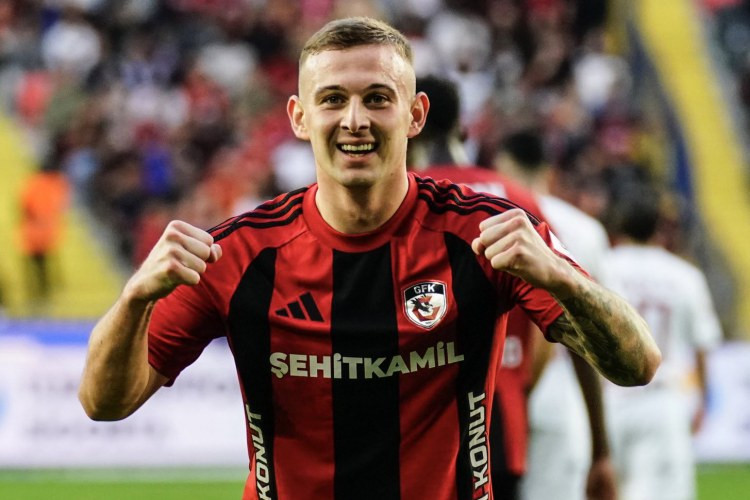 Super Liqa klubunun yarımmüdafiəçisi "Beşiktaş"ın hədəfində