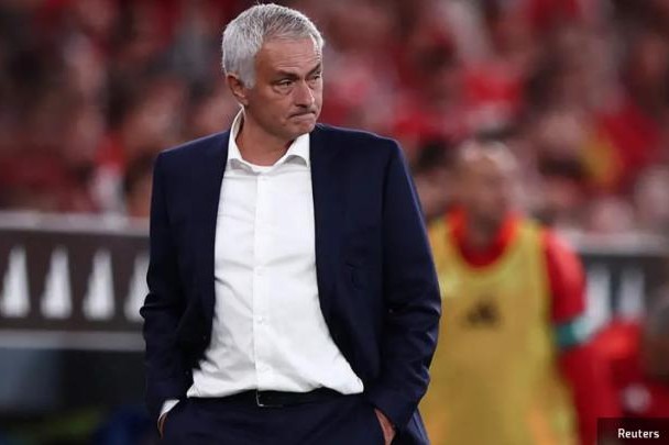 Mourinyo Portuqaliyaya qayıdan kimi qalmaqal yaratdı