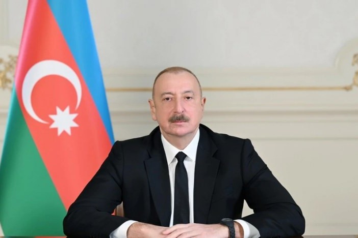 İlham Əliyev “Qarabağ”ı təbrik etdi