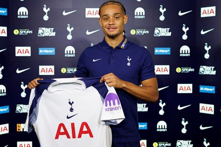 Niderland millisinin üzvü "Tottenhem"də - RƏSMİ