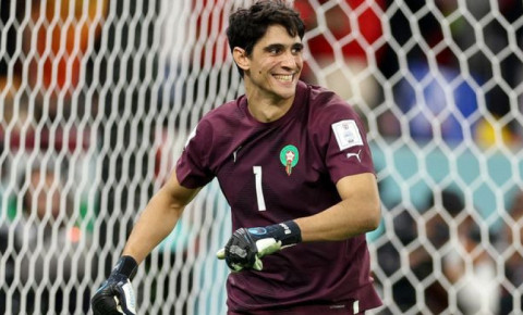 Yassin Bunu Afrikada ilin qapıçısı seçildi