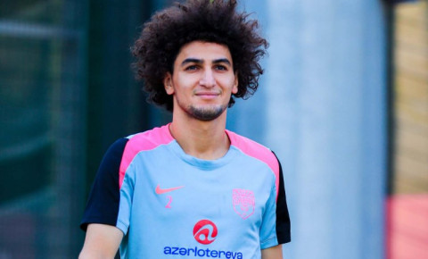 “Sabah”ın kapitanı məktəblilərlə görüşdü