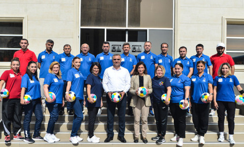 “Playmakers” layihəsi çərçivəsində təlim-seminar
