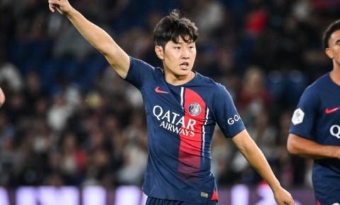 "Mançester Yunayted" PSJ-nin futbolçusunu istəyir