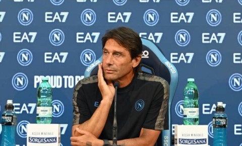 Konte "Napoli"də qalmaq üçün rəhbərliyin qarşısına 4 şərt qoydu