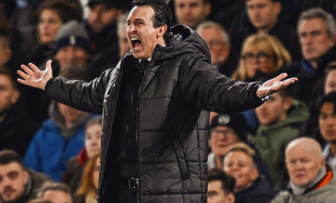 Emeri Premyer Liqa klubunun tarixinə düşdü