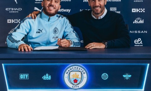 "Mançester Siti" futbolçu ilə 5 illik müqavilə imzaladı