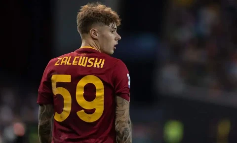 “İnter” “Roma”nın müdafiəçisi ilə müqavilə bağladı