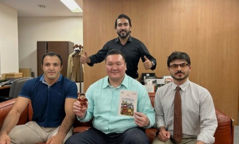 Bakıda sumo əfsanəsi ilə görüş