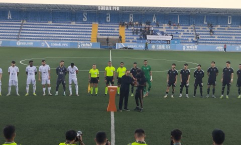 David Qomis mükafatlandırıldı