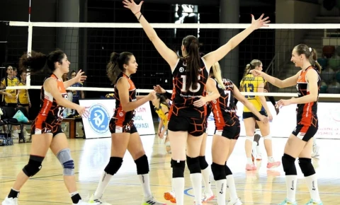 Azərbaycan Yüksək Liqasının IV turunda "Gəncə" doğma meydanda uduzub