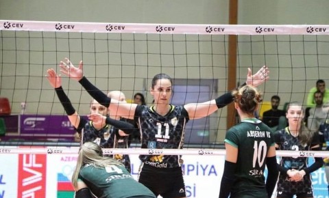 “Azərreyl” voleybolçusu ilə müqaviləni yeniləyib