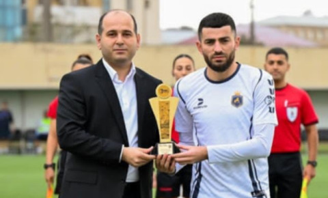 Sərxan Ağayev: "Aldığım mükafatı gəldikdə isə, komandamıza qonaqlıq söz vermişəm"