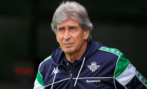 İspaniya klubu baş məşqçisi ilə müqavilənin müddətini uzadıb