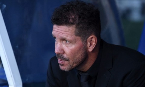 Dieqo Simeone azarkeşlərlə qarşıdurmasından danışdı