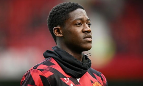 "Mançester Yunayted"in futbolçusu klubu ilə danışıqları dayandırıb