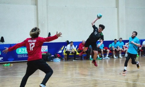 İki kişi və iki qadın komandamız qitəmiqyaslı turnirə qatılacaq