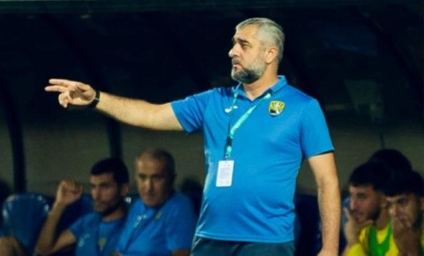 "Transfer məsələlərində yanılmamağa çalışırıq" - Adil Şükürov