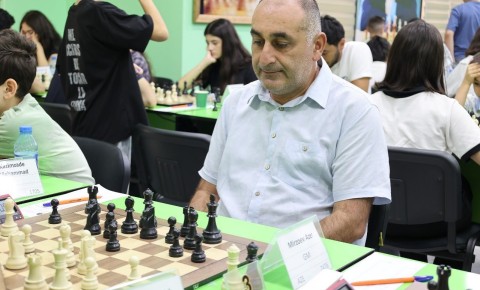 “Vugar Gashimov Open 2025”də iki lider