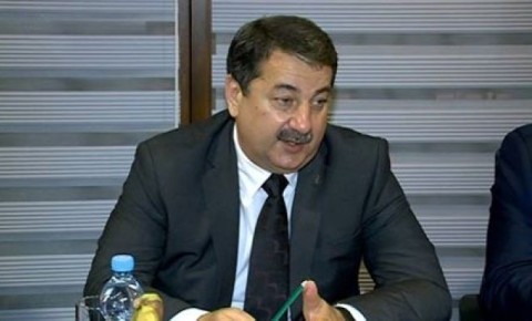 Vaqif Sadıqov: "Həmin istəklə də cavab qarşılaşmasına çıxmalıdırlar"