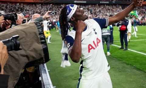"Fənərbaxça" "Tottenhem"ə 15 milyon avro təklif etdi