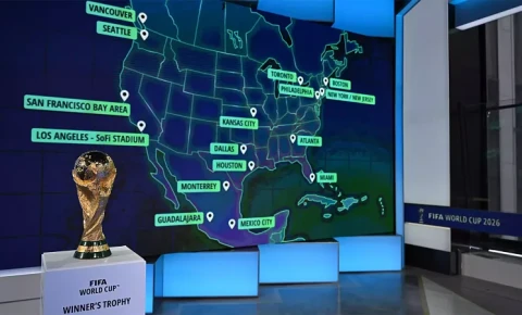 Ötən gün 3 qol vurdu, şərəfinə hava limanının adı dəyişdirildi