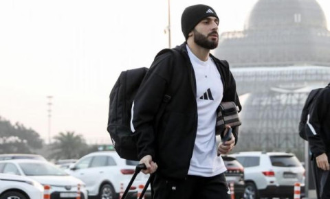 “Qarabağ” Neapola gedir