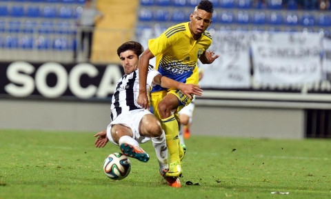 “Neftçi” və “Kəpəz”in sabiq hücumçusu iki ildən sonra meydana qayıdır