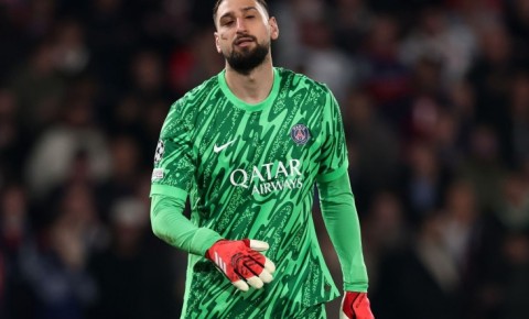 PSJ ilə anlaşa bilməyən Donnarumma İngiltərədən xəbər gözləyir