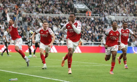 Premyer Liqanın bütün zamanlar üçün ən sərrast futbolçusu "Arsenal"ı təriflədi