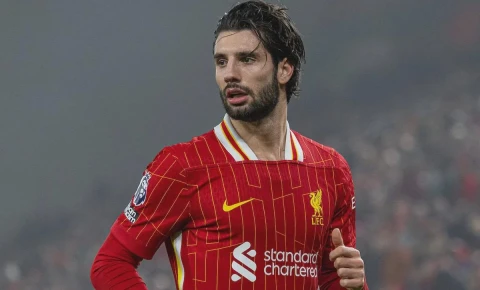 "Liverpul"un yarımmüdafiəçisi iki nəhəngin hədəfində