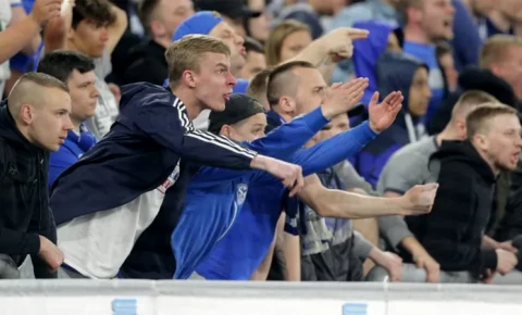 Almaniyada fanatlar arasında kütləvi dava