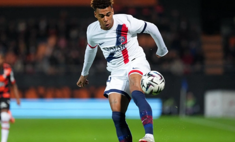 Fransalı futbolçu Azərbaycan millisi ilə oyundan əvvəl zədələnib