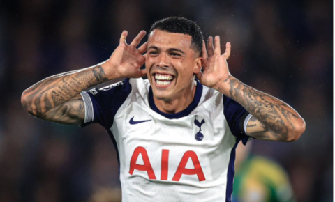 "Mançester Siti" "Tottenhem"in müdafiəçisini transfer etmək istəyir