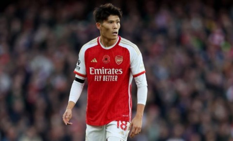 Yapon müdafiəçi “Arsenal”dan ayrıldı