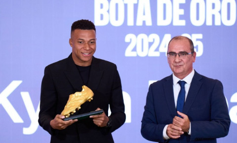 Killan Mbappeyə “Qızıl Buts” təqdim olunub