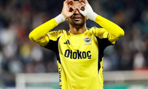 A Seriyası nəhəngləri "Fənərbaxça"nın hücumçusu ilə maraqlanır