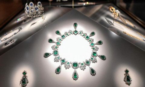 Luvr muzeyini qarət edənlər futbol matçı zamanı həbs olundular