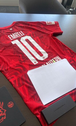 Mahir Emreli 10 nömrəli formanı geyinəcək