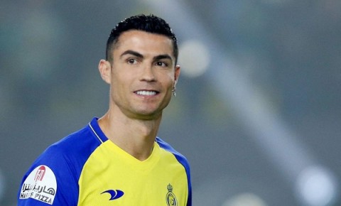 Kriştiano Ronaldo seçim edir
