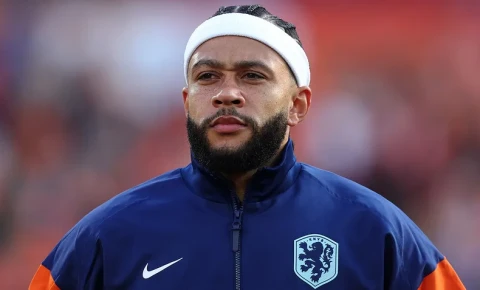 Memfis Depay Niderland futbolunun tarixinə düşdü