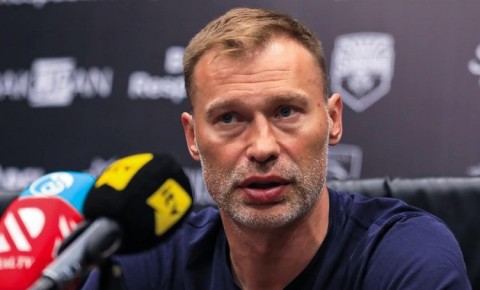Vasili Berezutski: "Vəzifəmi klub üçün bu qədər sevincli bir anda tərk etmək məcburiyyətindəyəm"