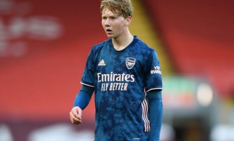 "Qarabağ"ın rəqibi "Arsenal"ın yarımmüdafiəçisini transfer etdi