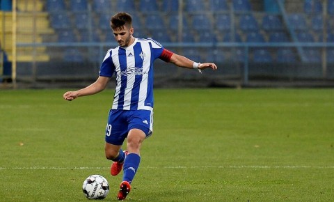 Çernoqoriyalı futbolçu "Kəpəz"də - EKSKLÜZİV