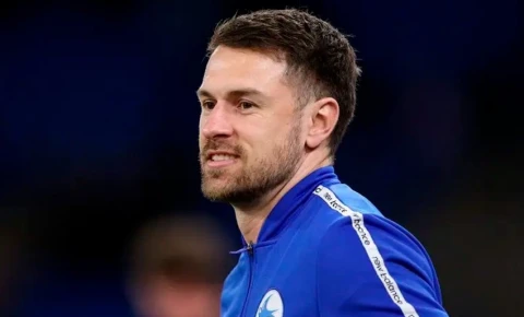 Meksika klubu Aaron Remzi ilə müqaviləyə xitam verib