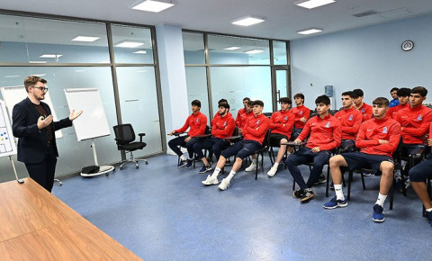 Millimizin üzvləri üçün danışılmış oyunlara qarşı sessiya keçirildi