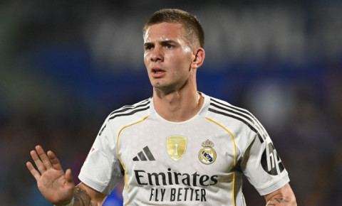 "Real"ın argentinalısı sıraya dönüb