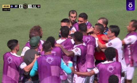 Erməni futbolçu davaya səbəb oldu